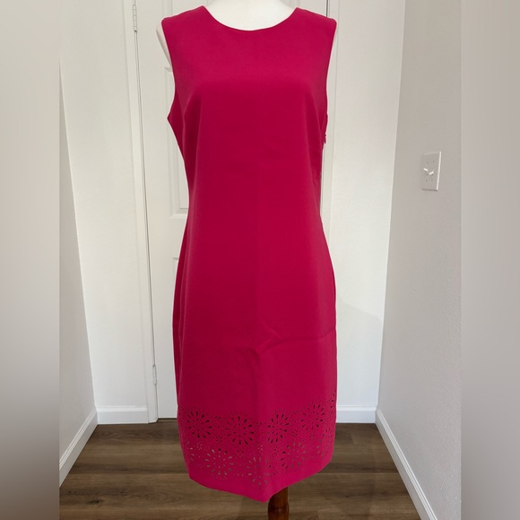 Banana Republic Factory Dresses & Skirts - NWT BANANA REPUBLIC CUT OUT DRESS SIZE 6